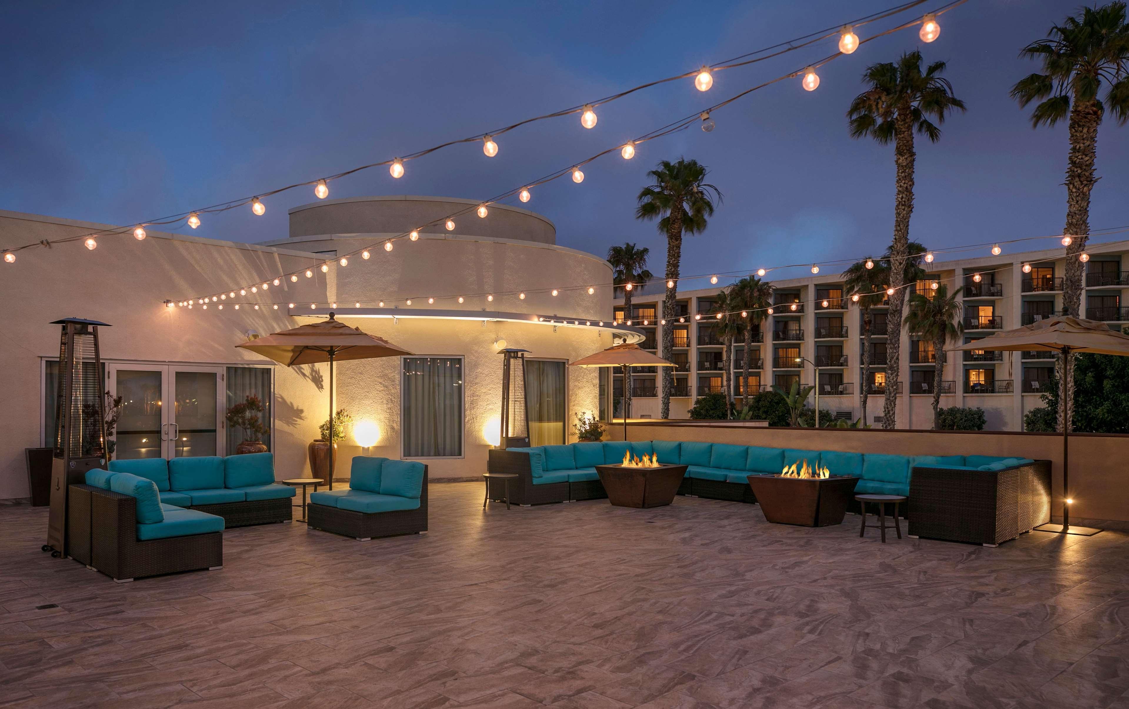 Redondo Beach Hotel, Tapestry Collection By Hilton Exterior photo